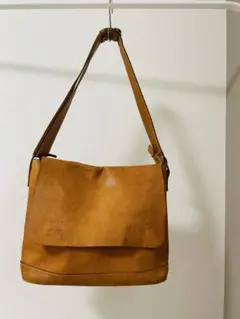 レザー　ショルダーバッグ　革製品　鞄