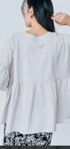 コーエンライトグレー フレアスリーブ Tシャツ L