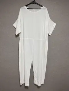 ito fukuoka ito作家　jump suit slim linen