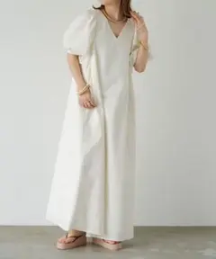 美品✨ omekashi/オメカシ　エンボスボリュームスリーブワンピース