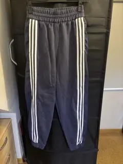 adidas ジョガーパンツ ネイビー 3本ライン