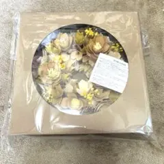 イエローホワイトのフラワーリース