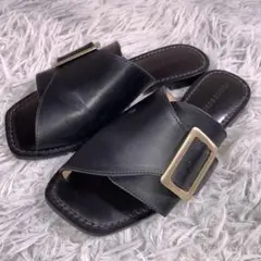 美品Franco Boschi【23.0】レザーサンダル　金具　本革　バックル