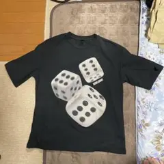 サイコロプリント ブラックTシャツ