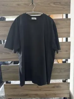 ブラック Tシャツ