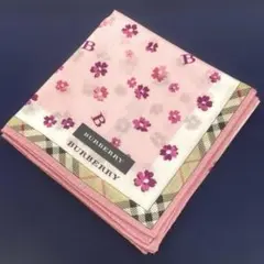 新品✨BURBERRY バーバリー 大判ハンカチ 花柄　ピンク　ノバチェック