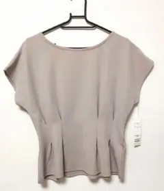 コラージュ　カットソー　ベージュ