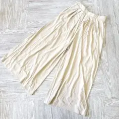 ユニクロ【S】ワイドパンツ バックウエストゴム オフホワイト ゆるだぼシルエット