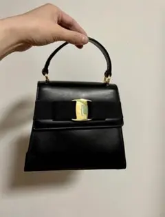 フェラガモ ショルダーバッグ