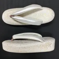 Item thumbnail for item a6f58bdd-3988-4097-a2e6-d83fbfae898f