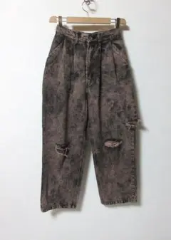 Item thumbnail for item a95f1943-82a7-4ea8-9ded-31bed923b751