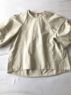 UNITED ARROWS 立体スリーブブラウス