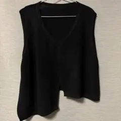 アシンメトリー 個性派 Vネック ニットベスト 黒 ジレ
