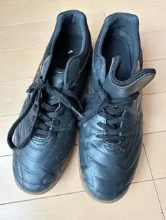 アンブロ　フットサルシューズサッカー　室内履き　umbro ブラック　27センチ