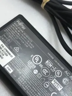 FUJITSU ACアダプター FMV-ACC02A