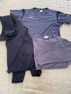 新品メンズTシャツ2枚、薄手パーカーセット