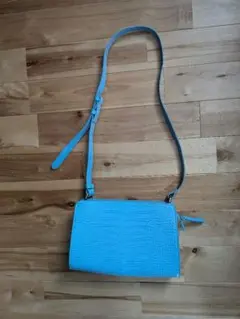 Urban Outfitters 水色 ショルダーバッグ