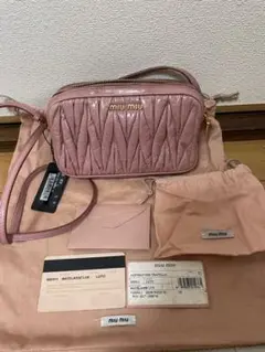 【未使用・タグ付き】MIU MIU ショルダーバッグ ピンク