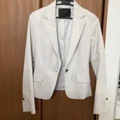 UNTITLED ホワイトビジネスジャケット