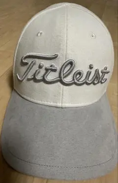 値下げ大歓迎！Titleist スエードキャップ ホワイト/グレー