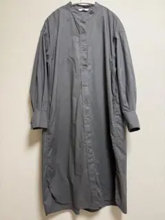 UNIQLO グレー スタンドカラー シャツワンピース