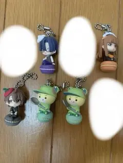 カラピチ　マカロンフィギュア