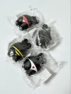 【新品未使用】4種のうさぎの小さいフィギュア