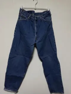 Item thumbnail for item 4bf95367-65b3-4c32-b48e-395563f30f77