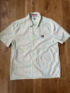 【極美品】TOMMY HILFIGER リラックスカモフラージュプリントシャツ
