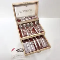 1日限定値下げ！新品・未使用品！ラッキーウッド 18-12カトラリー 12本