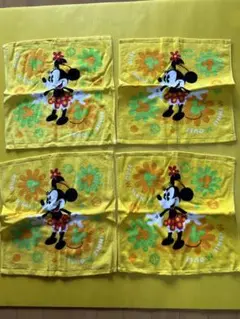ミニーマウス　ハンドタオル 4枚