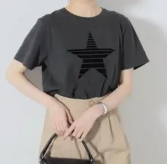 beams ビームス　ダークグレー 星型プリント 半袖Tシャツ