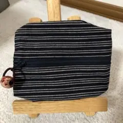ストライプジッパーポーチ