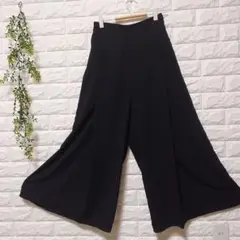 ブラック ガウチョパンツ 伸縮性ウエストゴム　ワイドパンツ