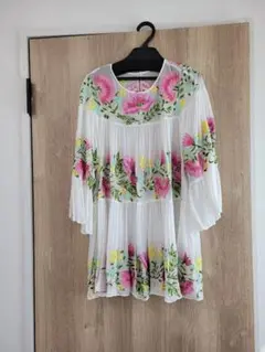 グレースコンチネンタル 刺繍ギャザートップ イベント限定色 花柄