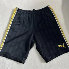 PUMA ハーフパンツ（ジャージ素材）