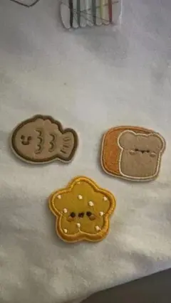 刺繍ワッペンセット 魚・星・パン
