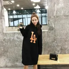 【新品】大人気!LAロゴロングワンピース ストリート 韓国風 個性的 黒