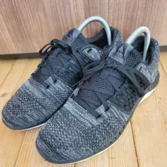 Reebok ニットスニーカー ブラック/グレー
