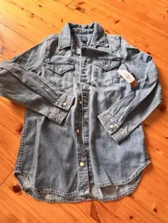 新品　GAP デニムブルー 長袖シャツ 130サイズ