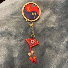 韓国伝統刺繍ストラップ