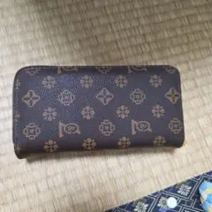 長財布 ブラウンレザー ファスナー式