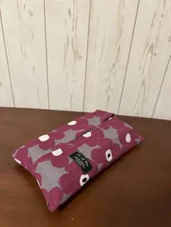 ボックスティッシュカバー　北欧大きめ花柄A