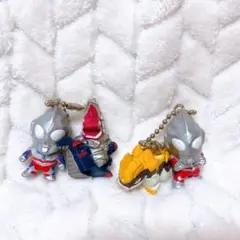 ウルトラマン キーホルダー 2個セット