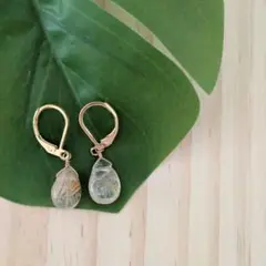 1点物サーフィンピアス✩ルチルクォーツひと粒ピアス