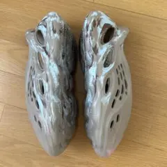 adidasフォームランナー