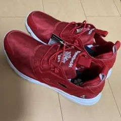 ももいろクローバーZコラボ Reebok ブラック スニーカー モノノフ必見アイテム！ REEBOK（リーボック）×ももクロのコラボ
