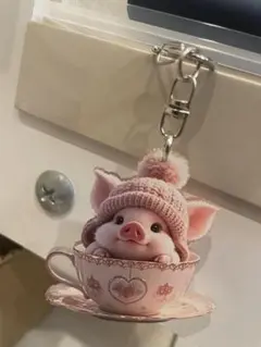 豚のティーカップキーホルダー