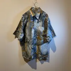 柄シャツ　総柄　半袖シャツ　グレー　昭和　レトロ