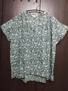 美品　ユニクロ　リバティ　ロンドン　コットンローンブラウス　S